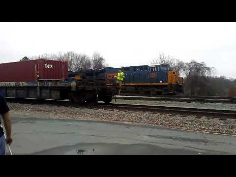 Q610 uncoupling from his train to set off cars.