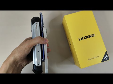 DOOGEE VMax Quick Unboxing Video, This  22000mah big battery Rugged Phone is Unprecedented