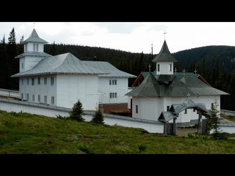 Schitul 12 APOSTOLI (Munții Călimani, Județul Suceava, România)