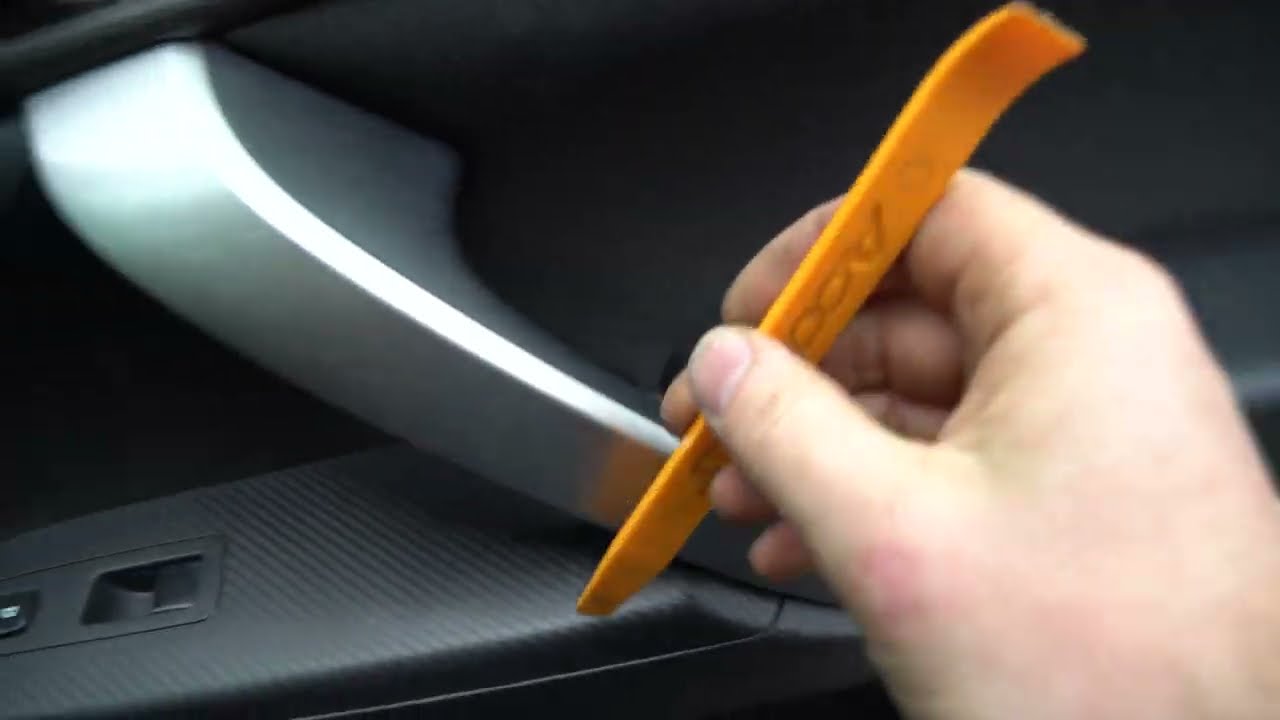 HOW TO REMOVE DOOR PANELS REPLACE SPEAKERS MITSUBISHI ECLIPSE CROSS 2020