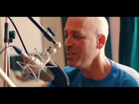 Sesiones Cuarto U / Leonardo Garcia: Alcohol 90