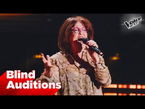 Nancy sings Mina's "Città vuota" | The Voice Senior Italy Blind Auditions