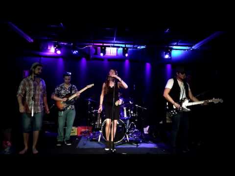 Manny Sands feat La Pompa  (Love and Unity - Baroni One Time Cover) Live