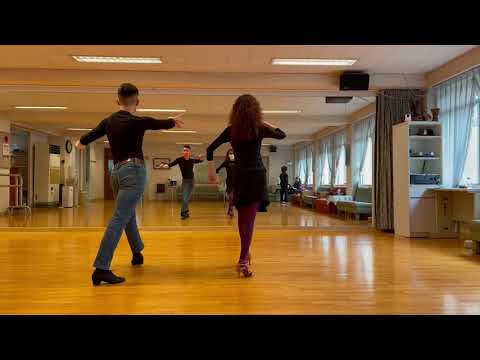 2022 恰恰熱身基本功 - 追步鎖步示範 Basic types of  Chasse commonly used in Cha Cha Cha