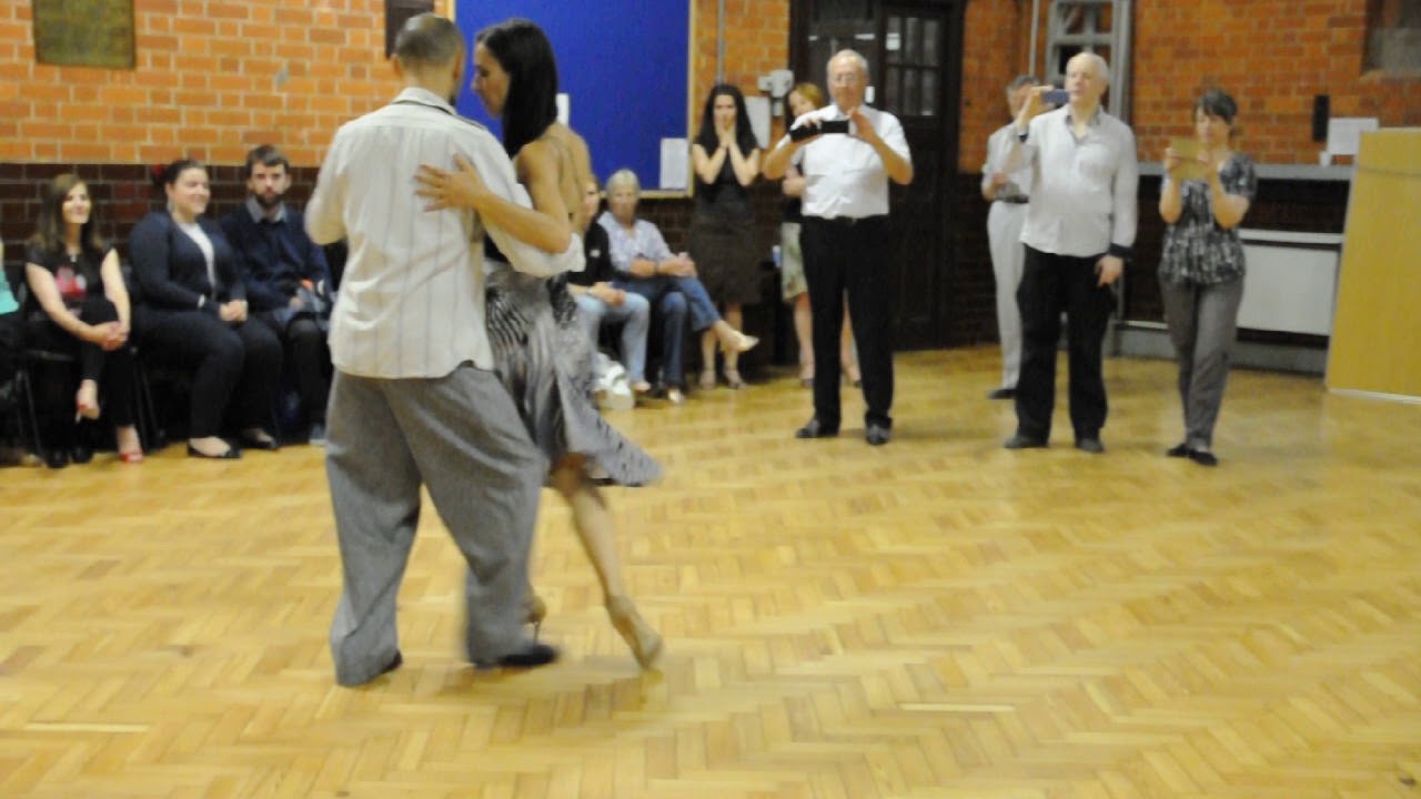 Paula Duarte & Richard Manuel, Vals class at Reading Tango Club