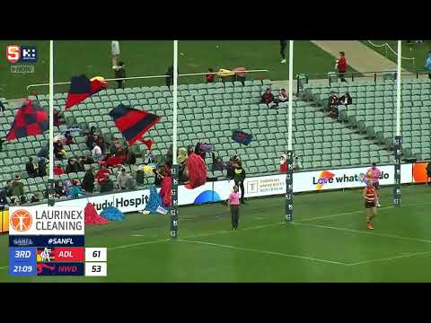 SANFL Prelim Final Snapshot - Norwood's Baynen Lowe snaps on run
