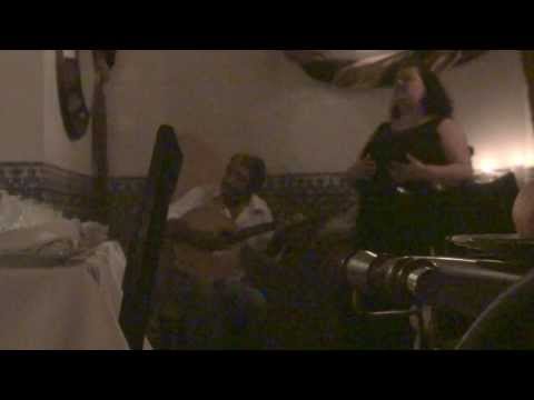 Yola Dinis, "A Manhã é uma Andorinha" na Casa do Fado "Guitarras de Lisboa"- Alfama