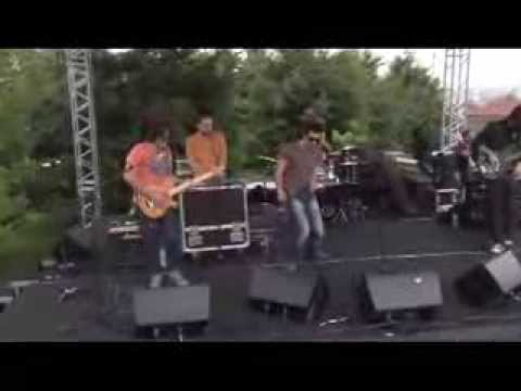 Jacqueline - Better in Hoboken Franz Ferdinand Cover by MAGLATA at ITU FEST 2013 ISTANBUL