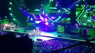 Mike Singer Taub &amp; Deja VU-The Dome