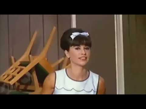 Astrud Gilberto, Stan Getz - Girl From Ipanema (1964)