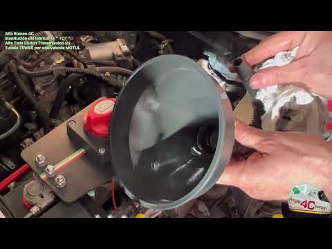 Alfa Romeo 4C Sustituir el aceite TCT con radiador y sanear el circuito eléctrico de la bomba Mecal