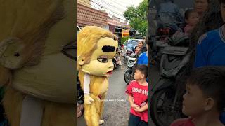 Download lagu BADUT MAMPANG DI SAMPERIN PENONTON #badut #mampang #badutbadut #fypシ゚viral mp3