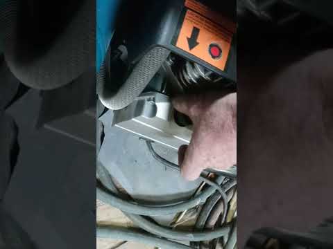 I sure wish makita would watch this about their mac5200 compressor.