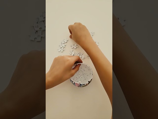 Vídeo relacionado con Educa - Puzzle de 200 Piezas con Efecto 3D lenticular | 200 Frozen 3D Lenticular Puzzle niños y niñas a Partir de 7 8 9 años (20047)