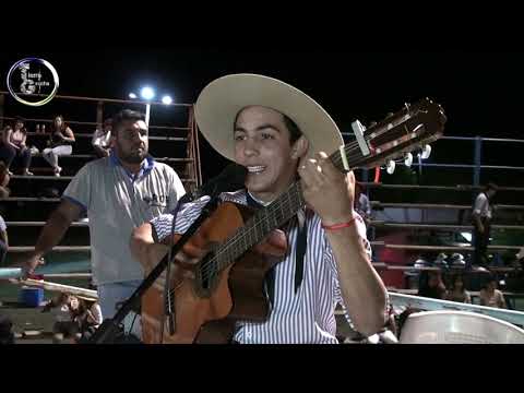 Joven campero interpreta Pa' los que hablan de mi en Diamante Nov 2022 (Entre Rios)