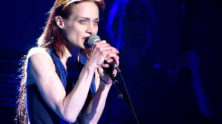 Fiona Apple performs "Every Single Night" at Murat at Old National Centre