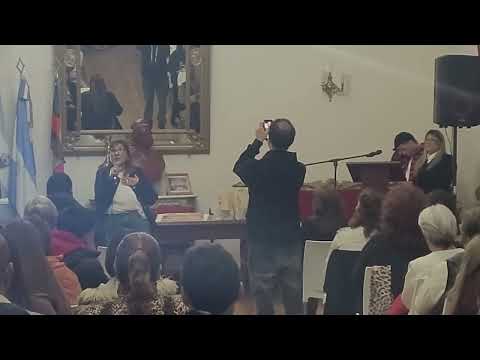 Homenaje coral a docentes en Victorica 2026