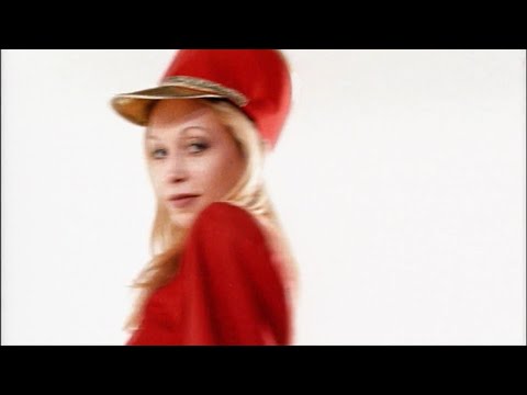 Yomanda - Synth & Strings Official Music Video