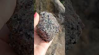 Granát, pyrit 590g