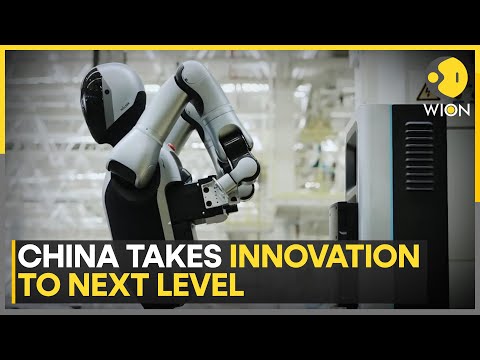 Walker S2 Robot: China Launches World's First Robot That Can Run By Itself 24/7 | WION World News