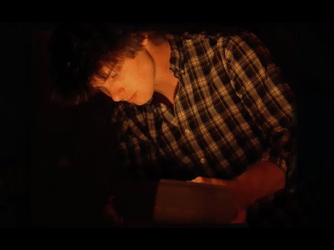 Gianna Sanzen - Elm (Music Video)