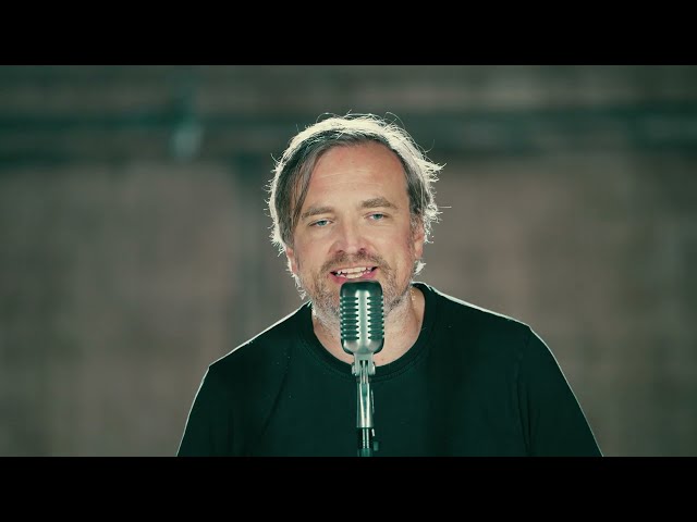 Ofenbach & Starsailor aus Frankreich mit 'Four To The Floor' (jetzt ansehen!) | Dance!