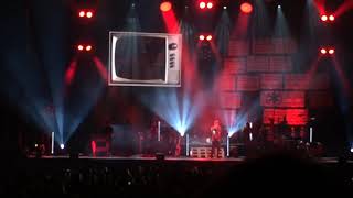 Gregor Hägele - Theres Nothing Holdin me back | The Voice of Germany live in Concert | 29.12.2017