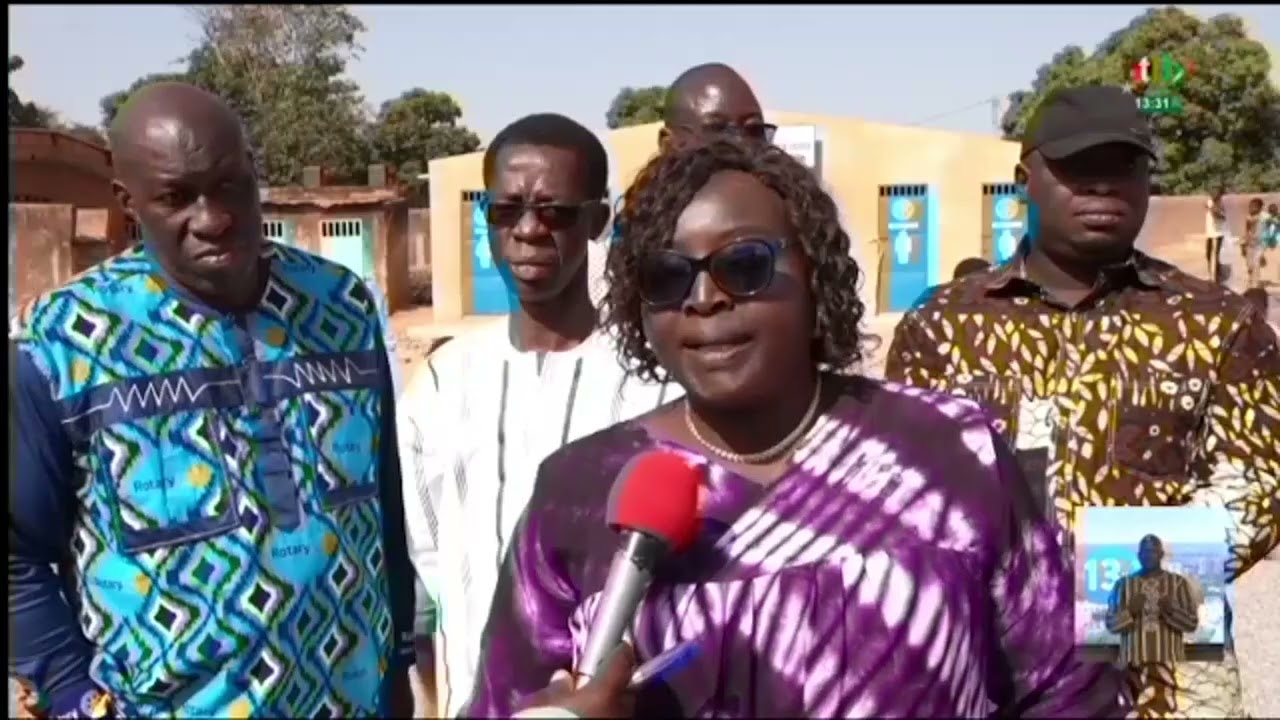 Rotary Club Bobo offre des toilettes à l’école primaire de Niênêta A