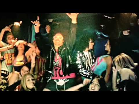 I'm In Gangnam Bitch - LMFAO vs. PSY vs. Benny Benassi (lobsterdust mashup)