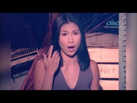 Thể hiện bởi Tú Quyên