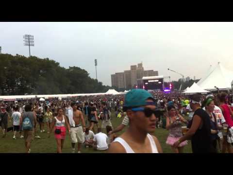Peak of Electric Zoo Festival Randall's Island NYC 9/4/11