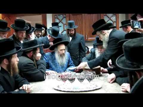 Kaliv NY Rebbe Visiting Belzer Rebbe - Sivan 5773