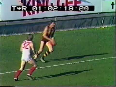 1980 Round 20 Hawthorn Vs South Melbourne part replay of 3rd quarter at the VFL Park  CH 2