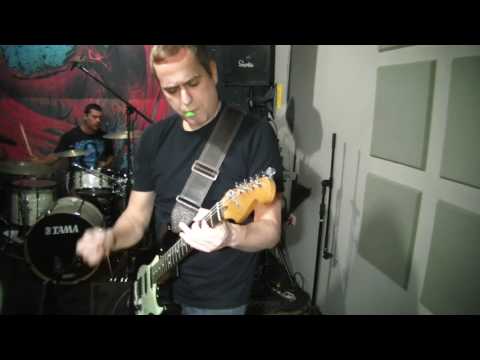 Garage Fuzz (Rising Power Estúdios 22/07/2017)