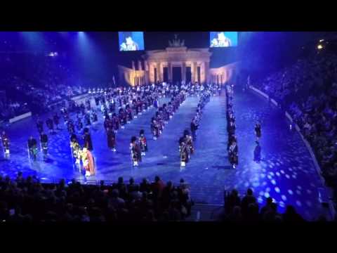 Berlin Tattoo 2015 - Pipes & Drums Massed Band (Front View)