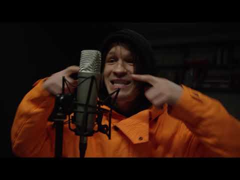 ГУЛЯЙ РВАНИНА (ЧЭ) feat. MARIKMARAKESH (УННВ) – ПЛАСТИЛИН ИЗ ГОВНА