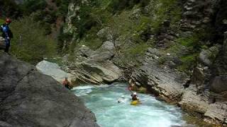 preview picture of video 'Kayaking @ Selinountas River. Sifon Rapid'