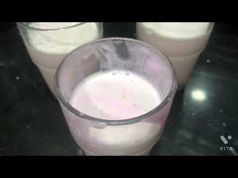 Homemade strawberry 🍓 milkshake