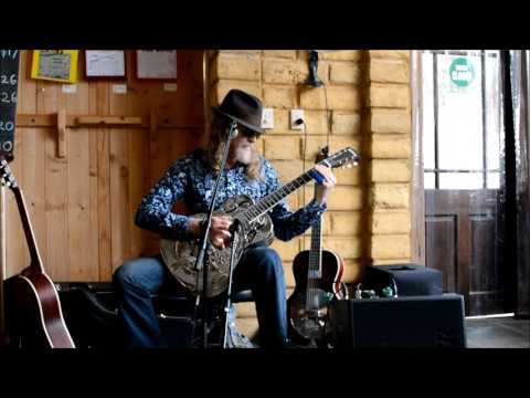 download lagu mp3 mp4 Martin Cropper, download lagu Martin Cropper gratis, unduh video klip Download Martin Cropper Mp3 dan Mp4 320kbps Gratis