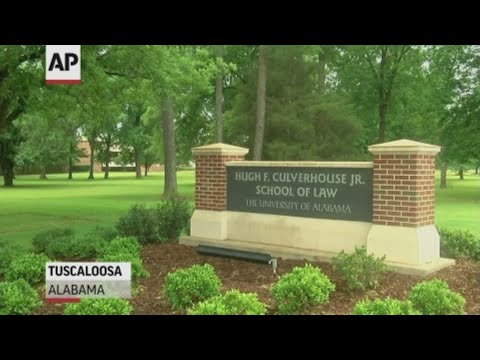 The University of Alabama board of trustees voted Friday to give back a $26.5 million donation from a Philanthropist who recently called on students to boycott the school over the state's new abortion ban. (June 7)