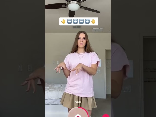 Vídeo relacionado con Wednesday The Wednesday Dance Moves Tutorial Camiseta