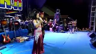 Download lagu Lagu Klasik guitar tunggal Hasan Jabung dan septi Angraeni mp3