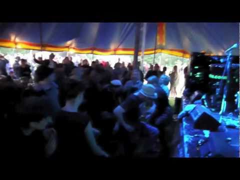 Inishturkbeggers rock with Trad at Flatlake, June 2011