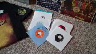 preview picture of video 'Vinyl Record Finds at Yard Sales #3'