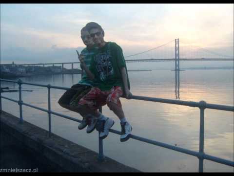 Ucho ft. Sker - Brat!.wmv