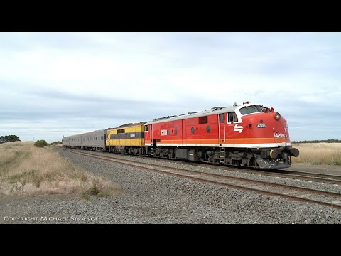 MK82: 42103 & GM22 With ARTC AK Track Test Carriages (13/4/2021) - PoathTV Australian Trains
