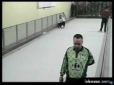 Formicone vs. Miloro, 2nd set (score 2-0). The referee's interminable countdown...