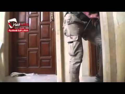 تمشيط المباني في حي الراشدين في مدينة حلب بعد السيطرة علهيا من قبل كتائب الباز الإسلامية