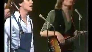 AIR SUPPLY - Love &amp; Other Bruises - 1976 (video)