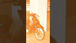 Download lagu ASMARA HANCUR REVO BLACK MELUNCUR#revomodifikasi#110#simple#viral#shorts mp3